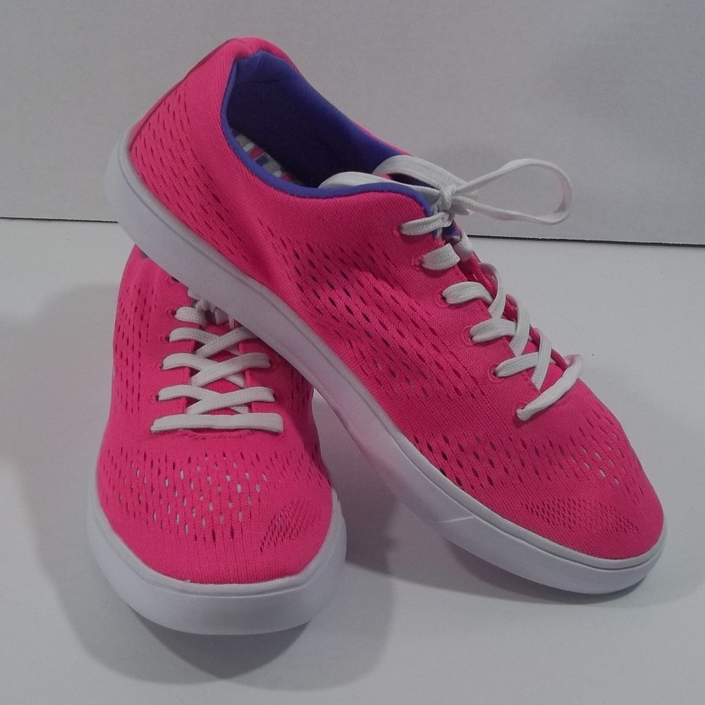 Catapult sneakers new pink